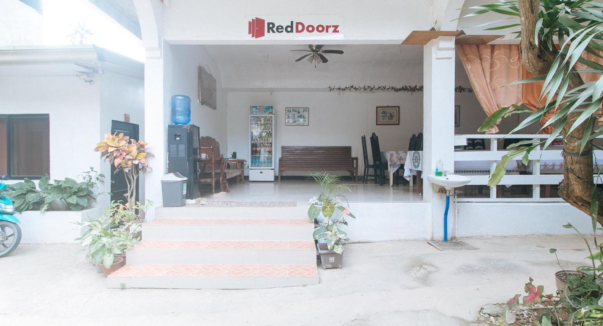 Reddoorz @ Lualhati Garden Cottage El Nido Palawan Екстер'єр фото